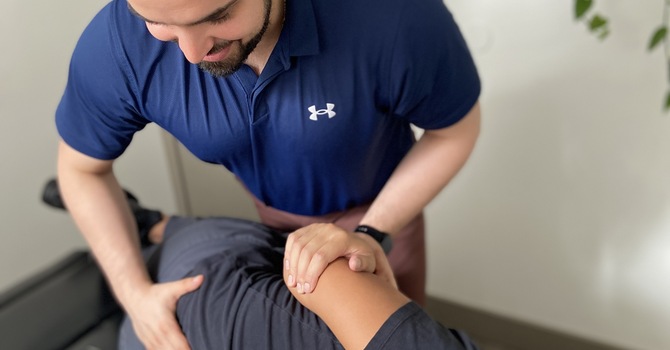 What's Going On When Your Hips Are Making Noise? image